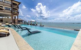 Barra Bali Beach